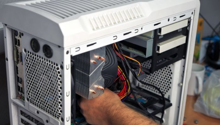 The Benefits of Building Your Own PC and Shopping for Parts Online